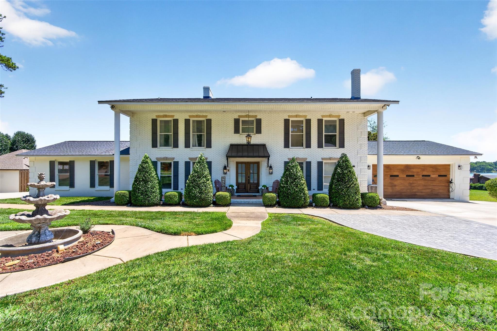 615 Kenway Loop