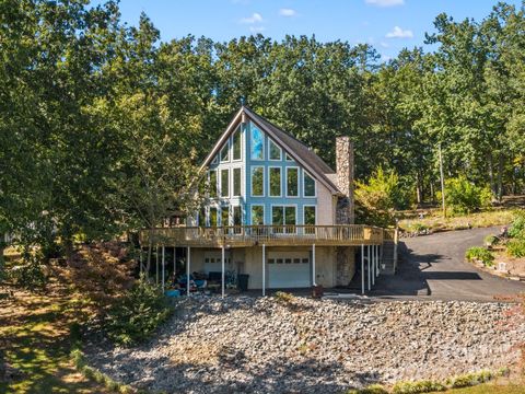 Photo of 358 Lazy B Drive, Bessemer City, NC 28016 (MLS # 4367507)