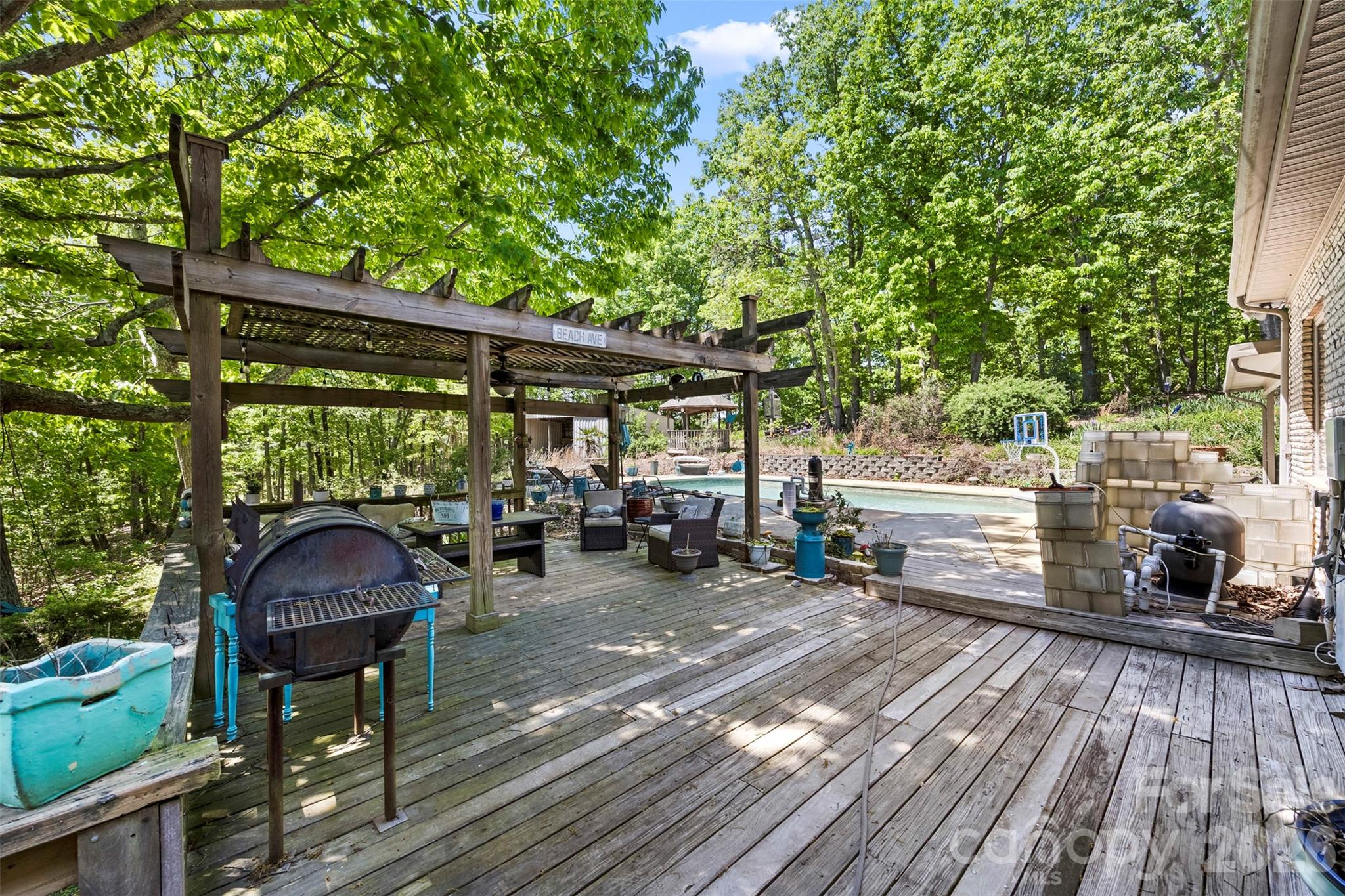 Chestnut Oaks - Residential