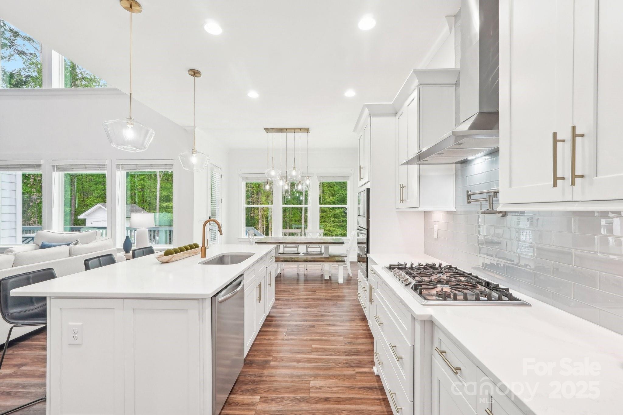 6006 Waxhaw Crossing Drive