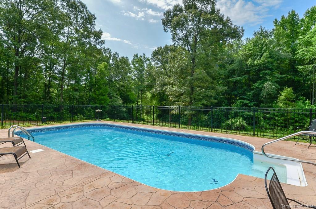 The Pines - Residential