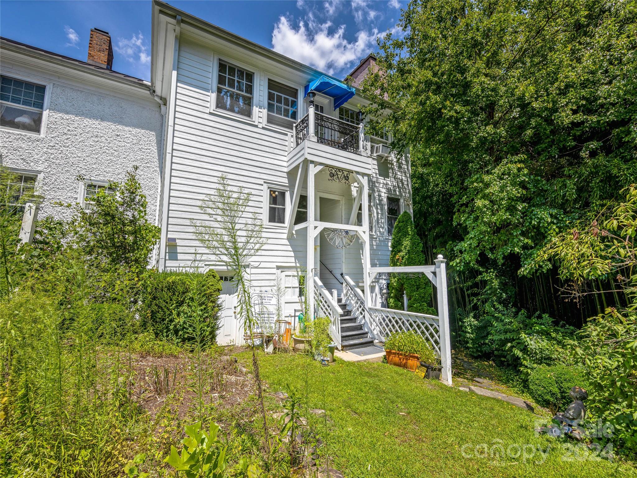 315 E Main Street