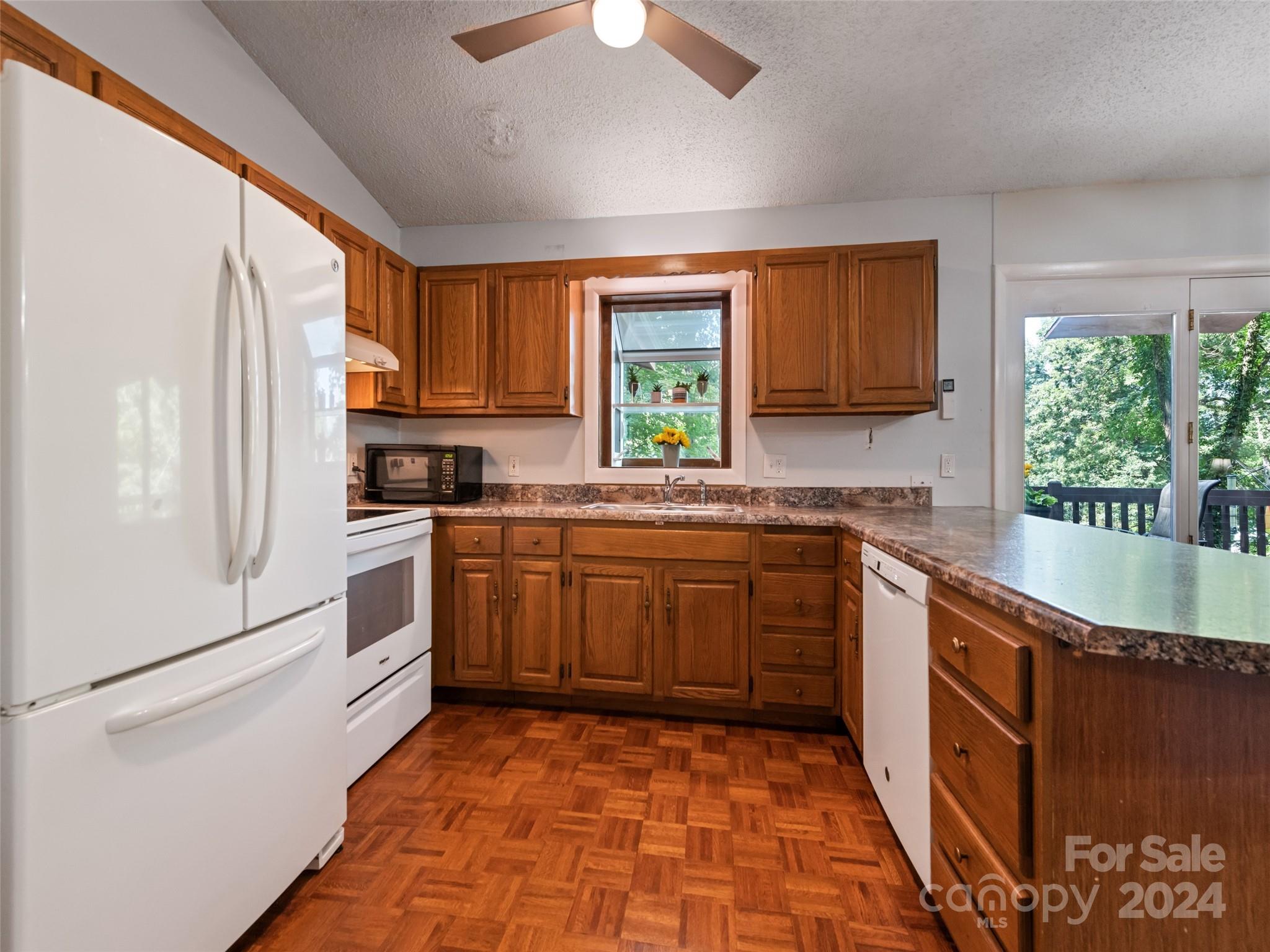 Thomas Park - Residential