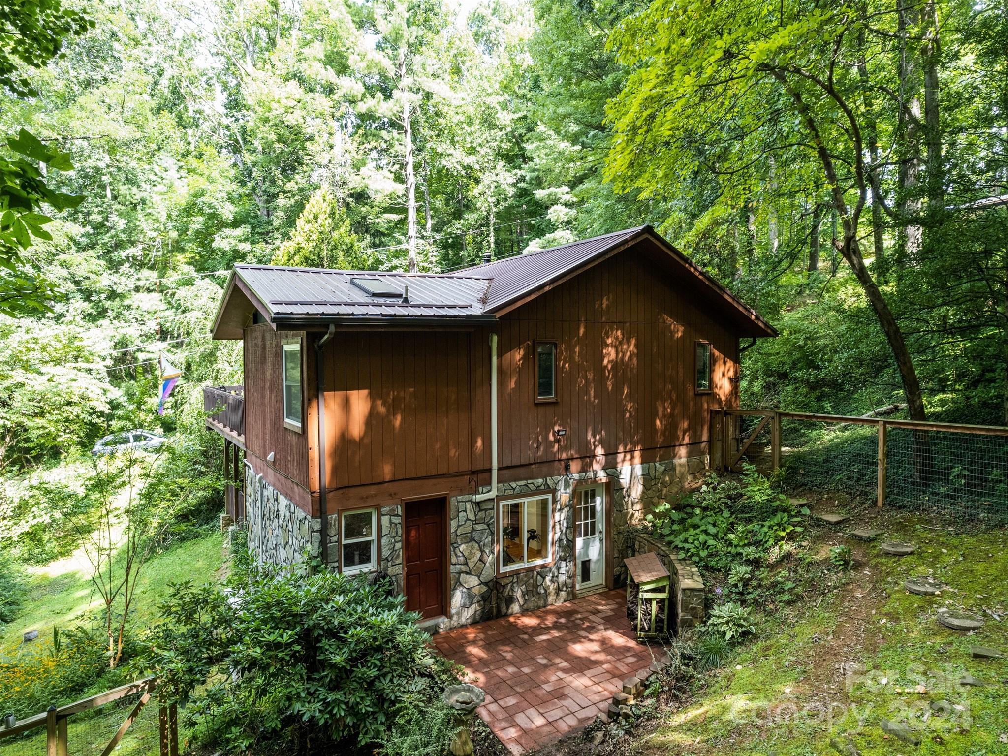 Thomas Park - Residential