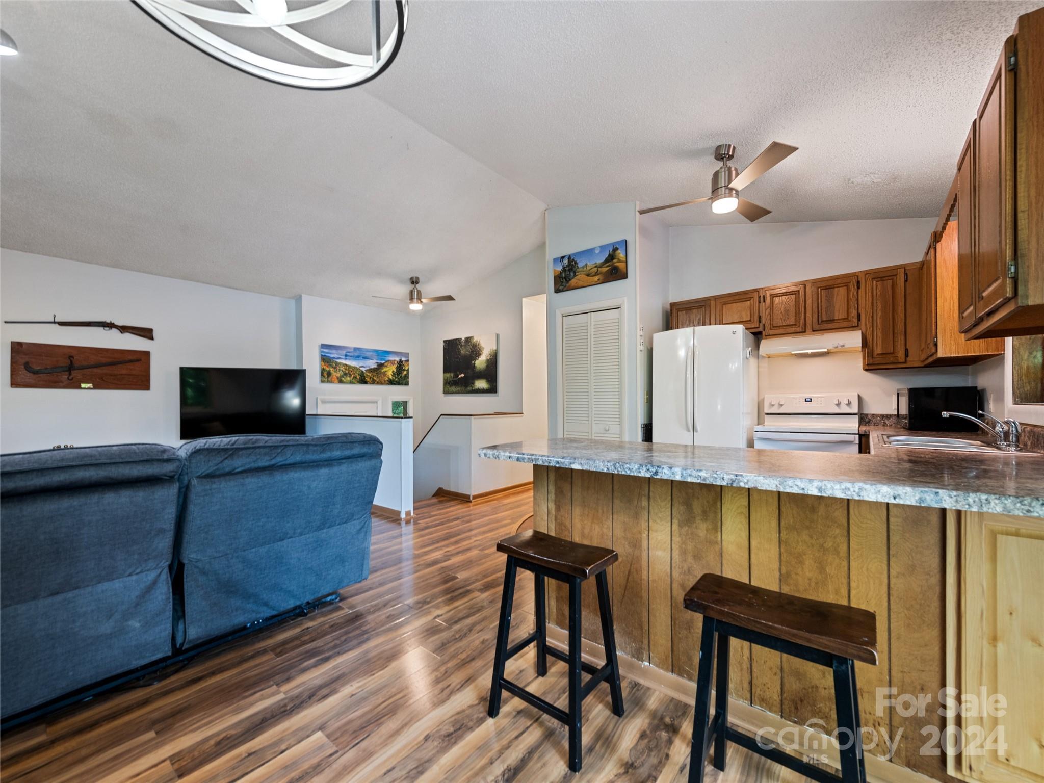 Thomas Park - Residential