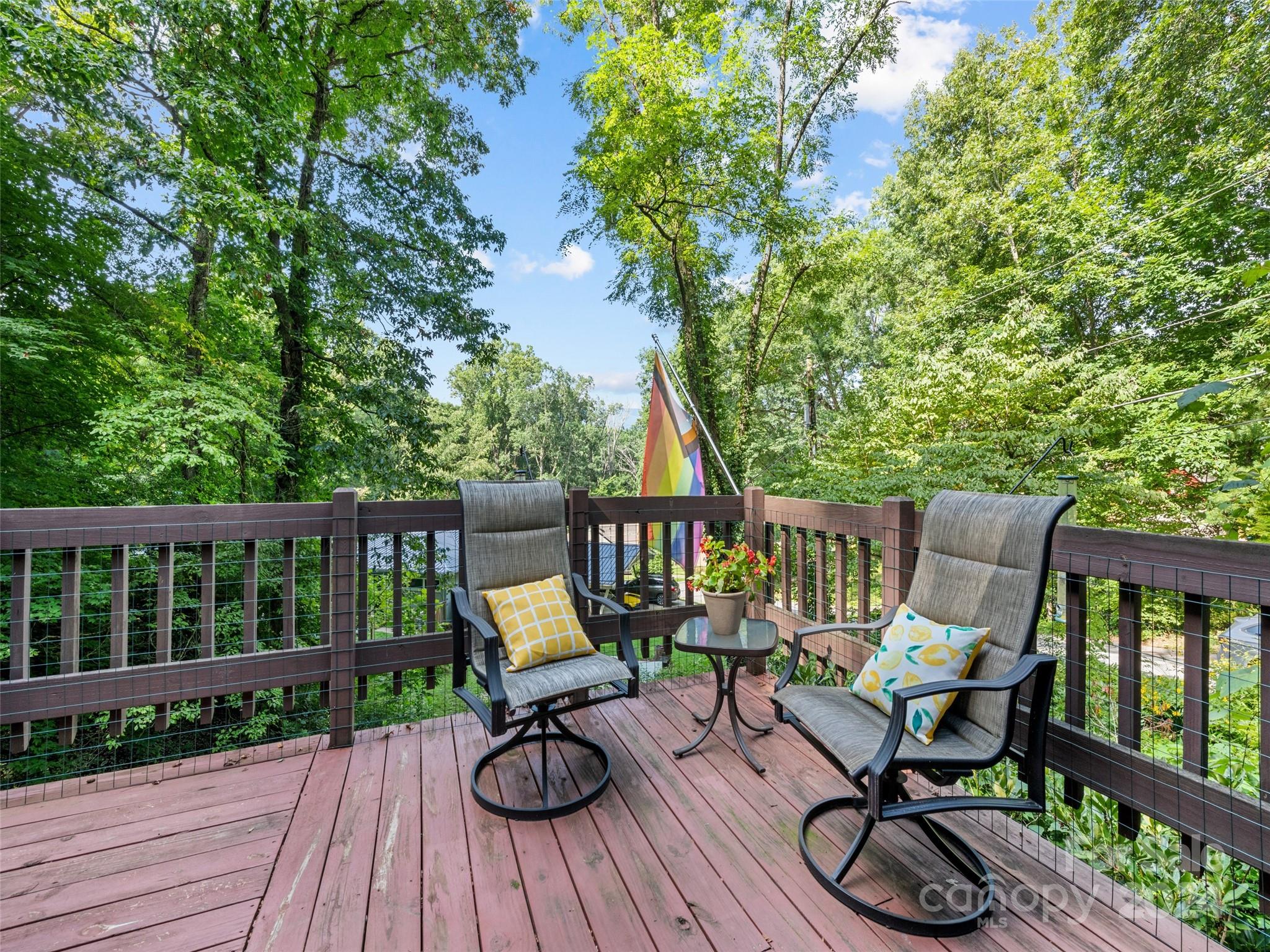 Thomas Park - Residential