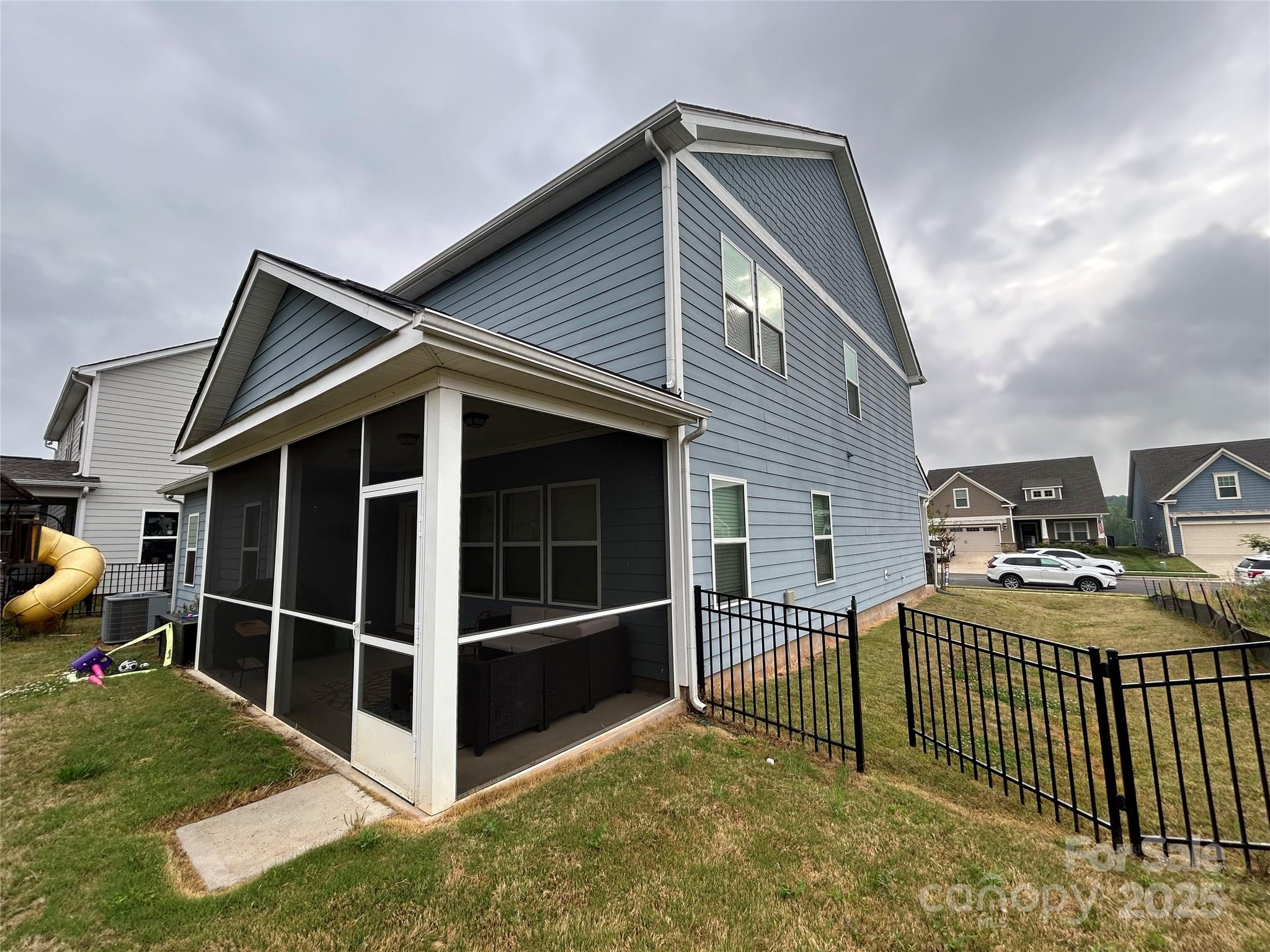 194 Canada Drive
