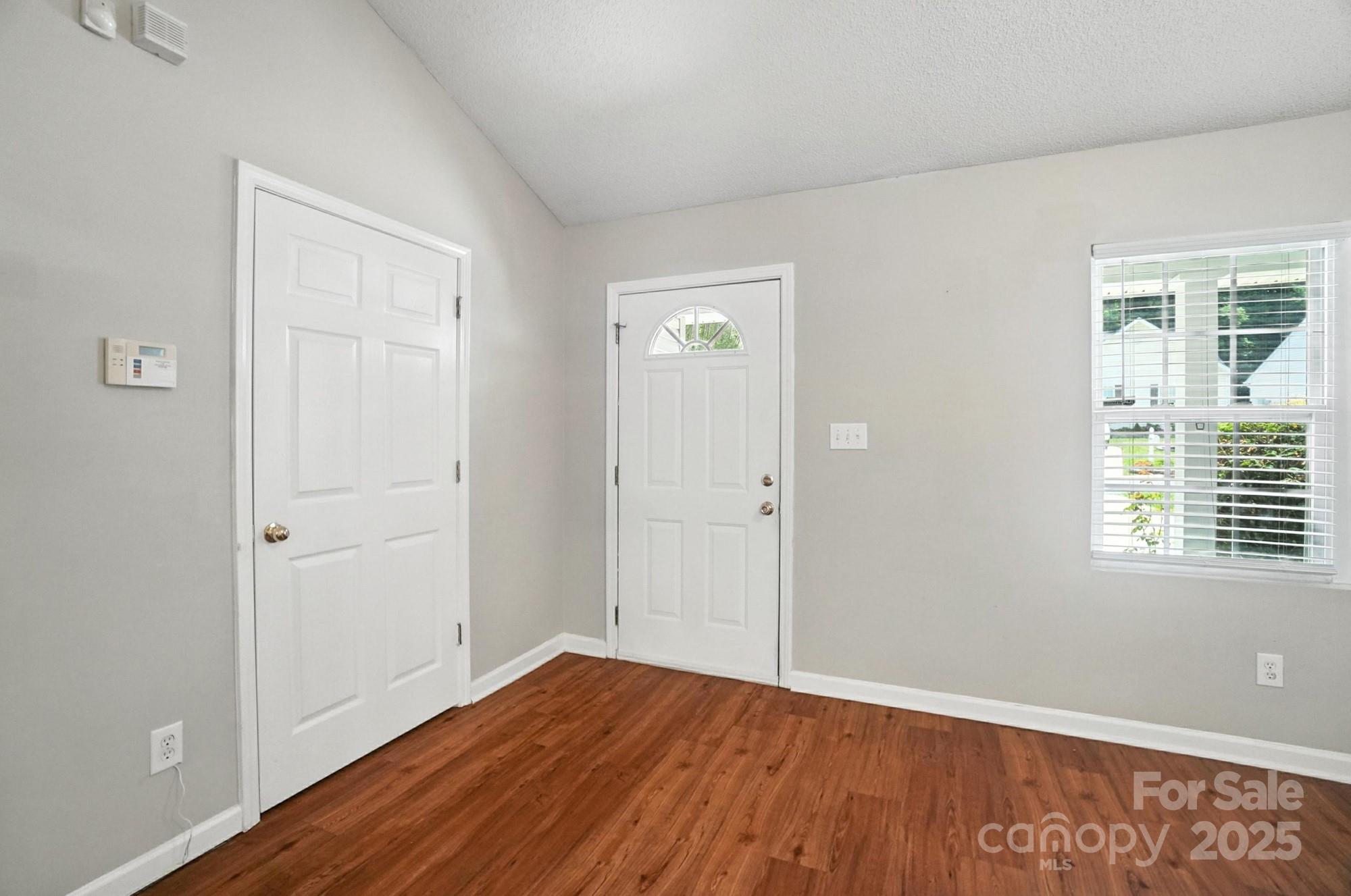 2239 Blue Hampton Lane