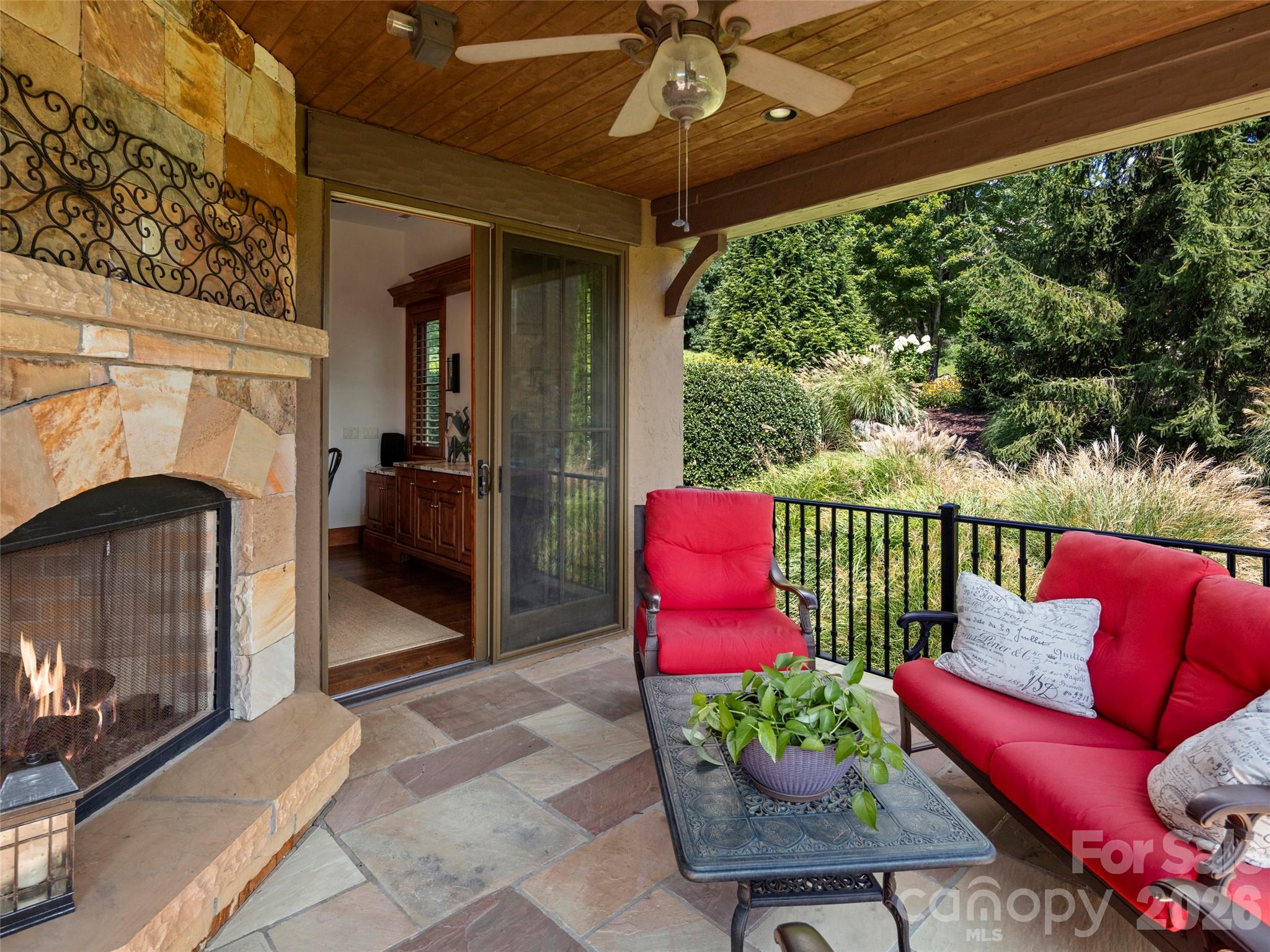 The Cliffs at Walnut Cove - Residential