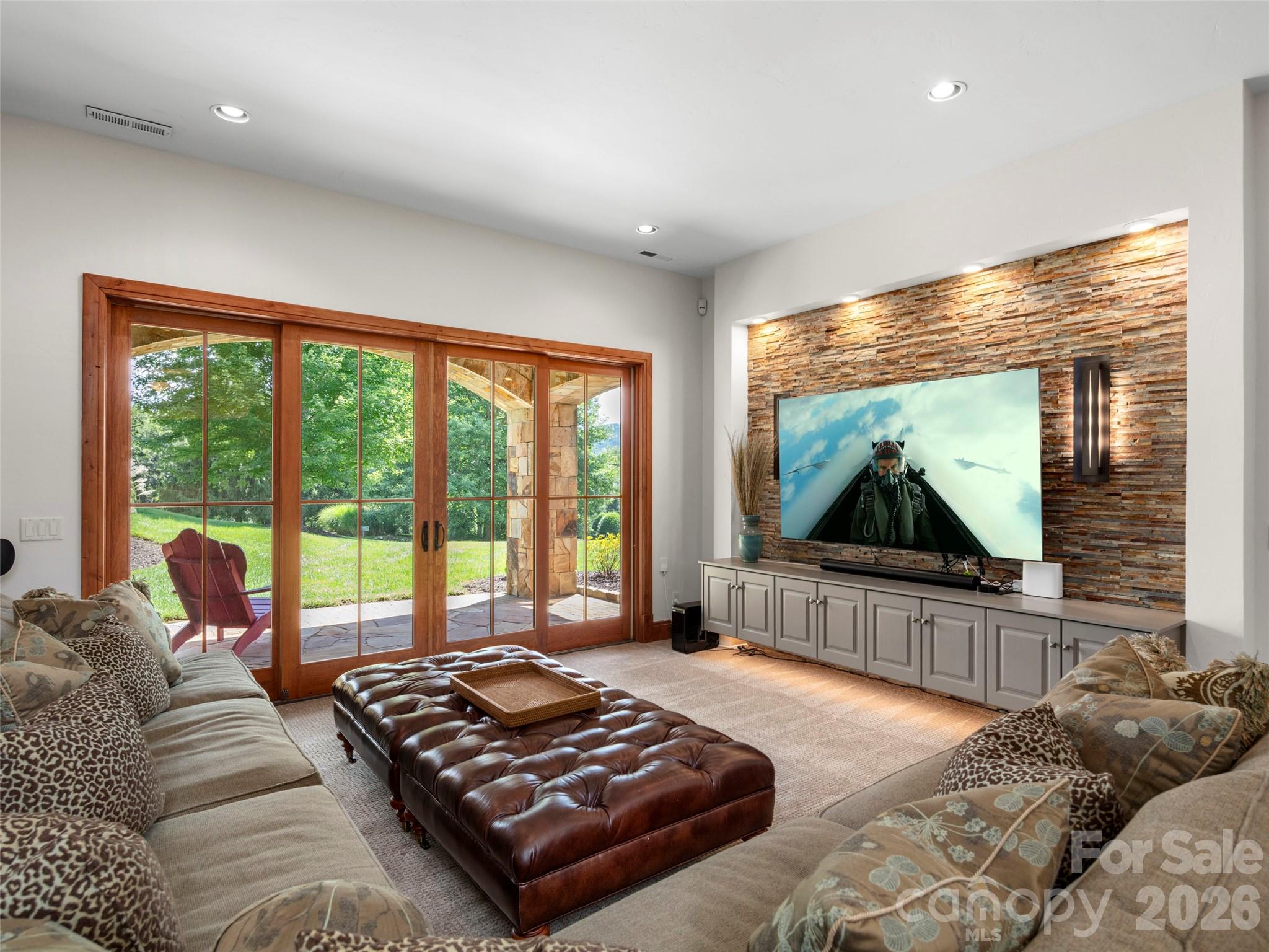 The Cliffs at Walnut Cove - Residential