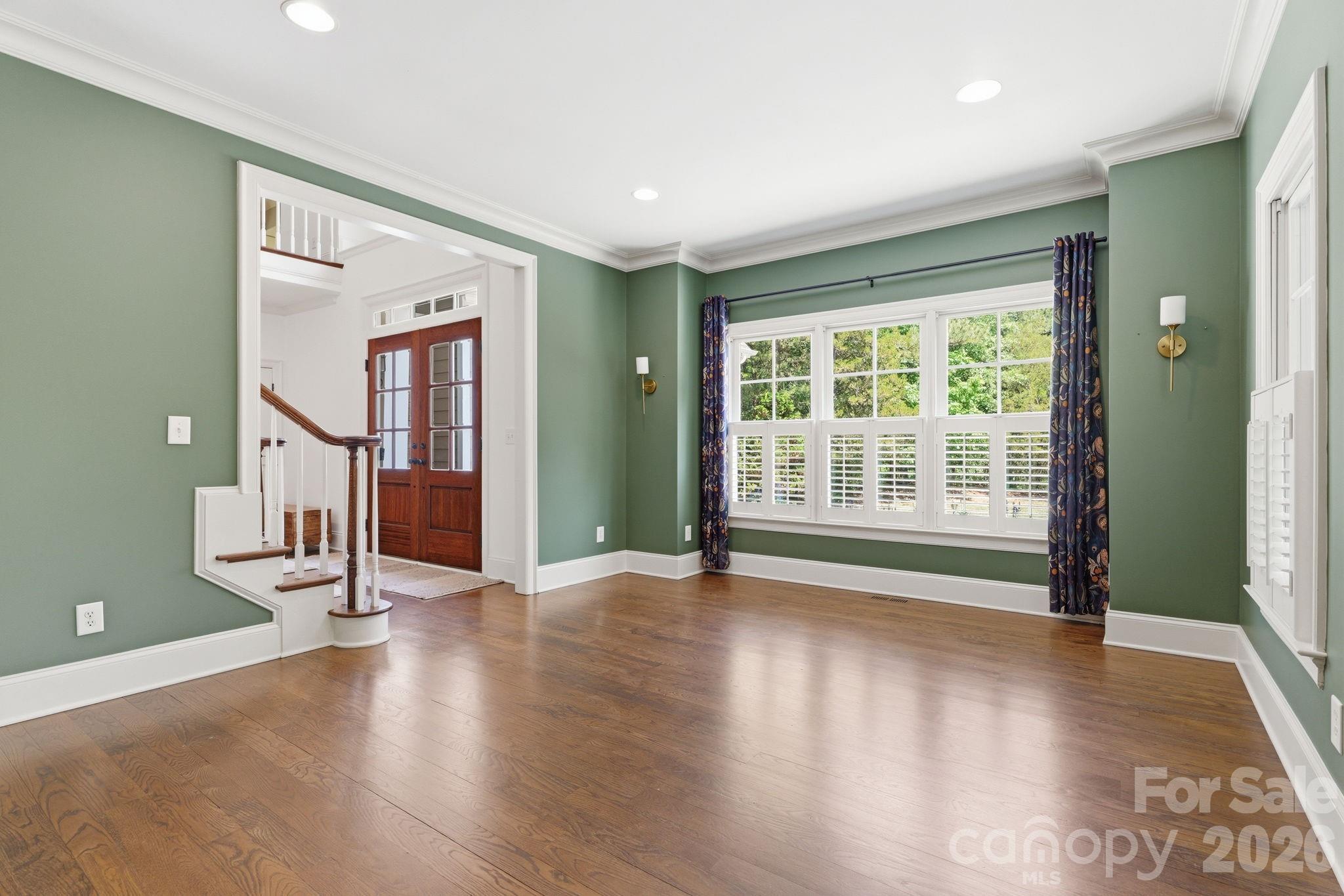 235 Grey Road