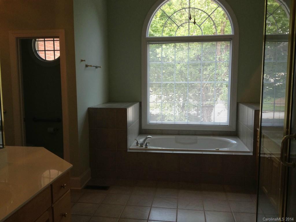 Tega Cay - Residential