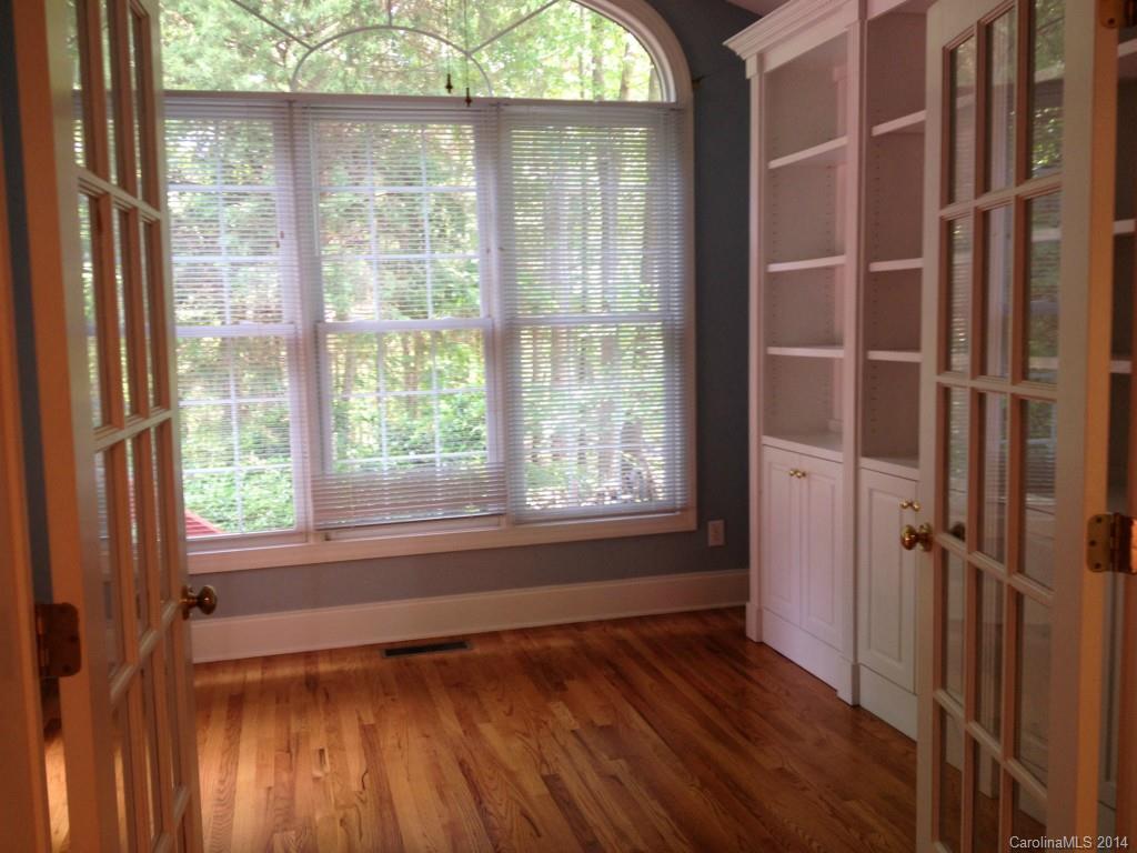 Tega Cay - Residential