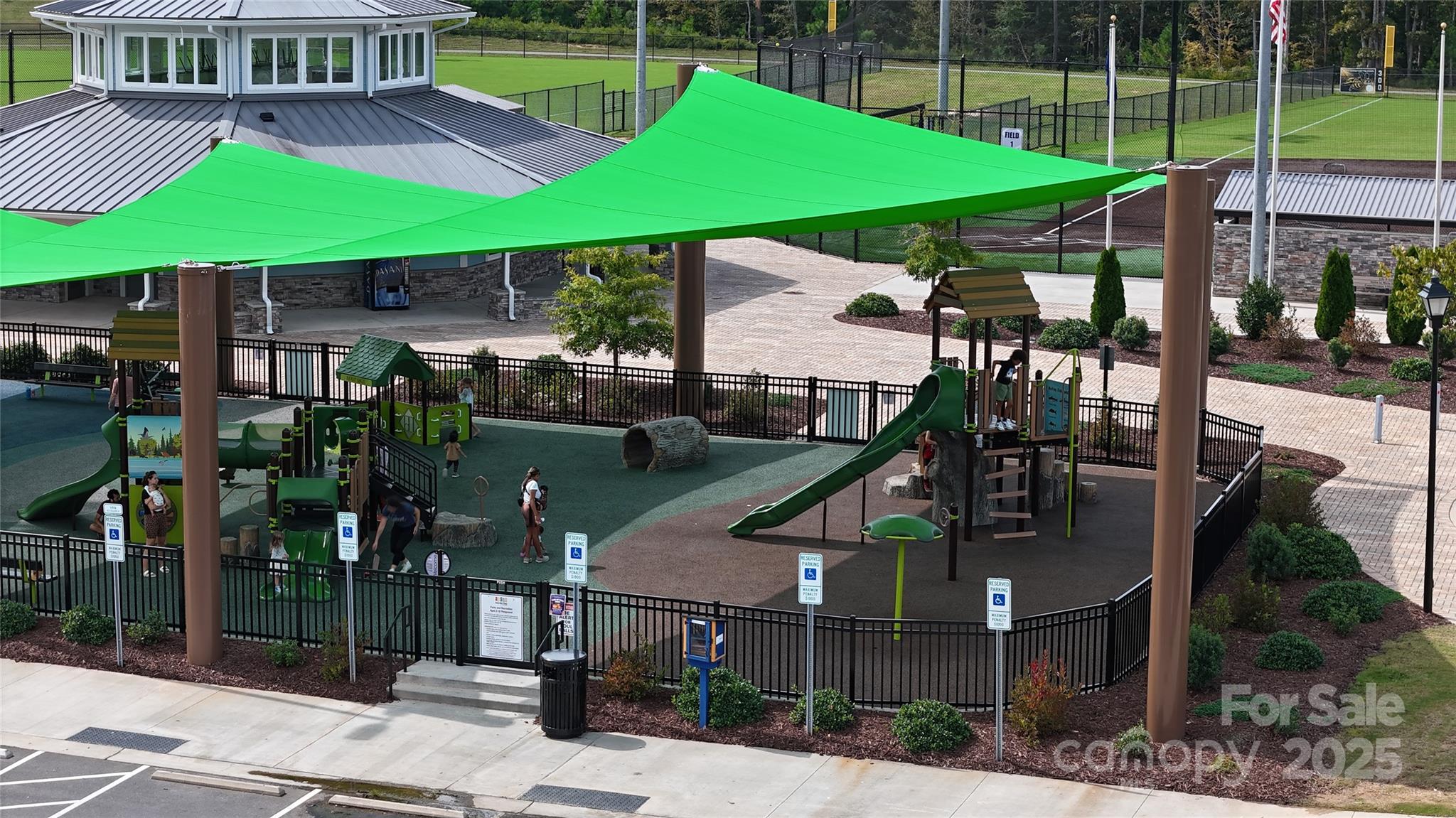 Paddlers Cove - Residential