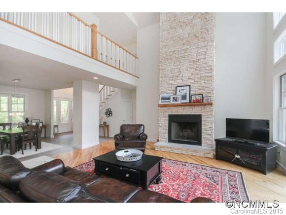 Oak Hollow - Residential