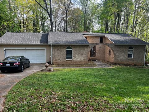 137 Meadowbrook Lane Davidson NC 28036
