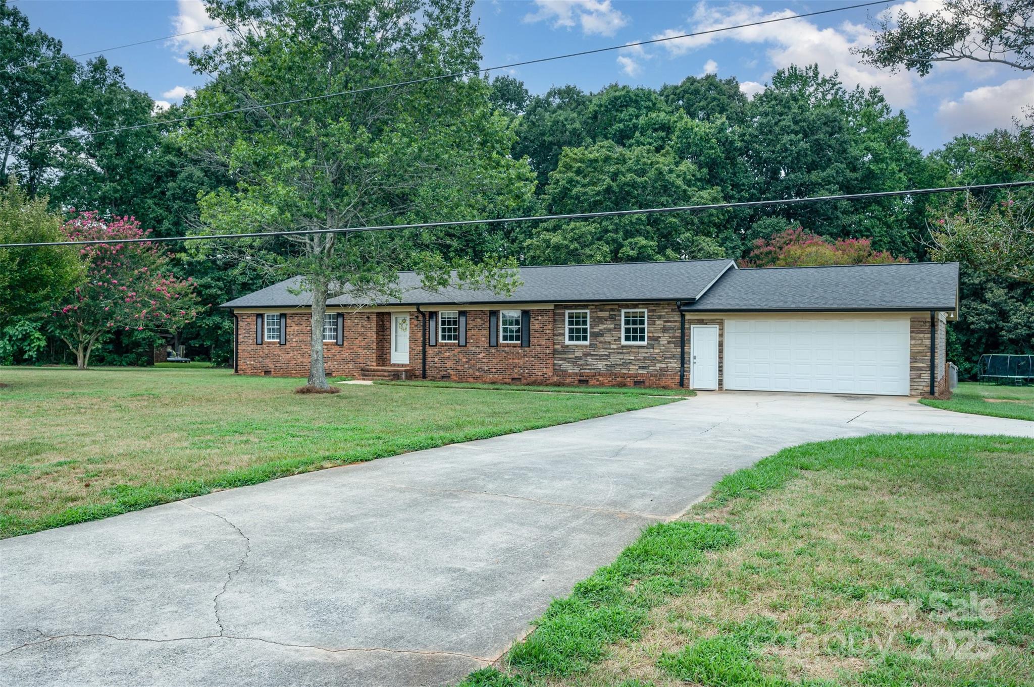 2570 Lipe Road