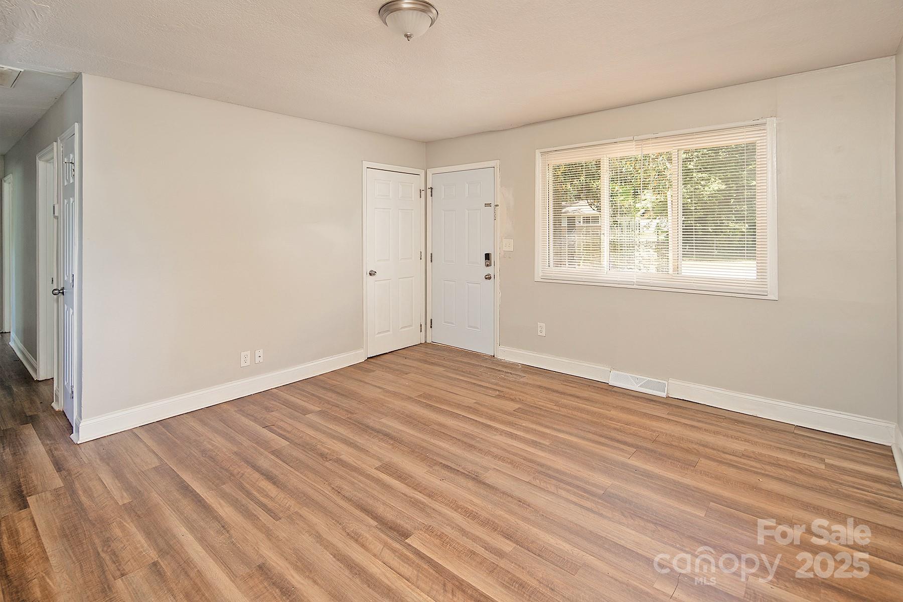 2409 Thornton Road