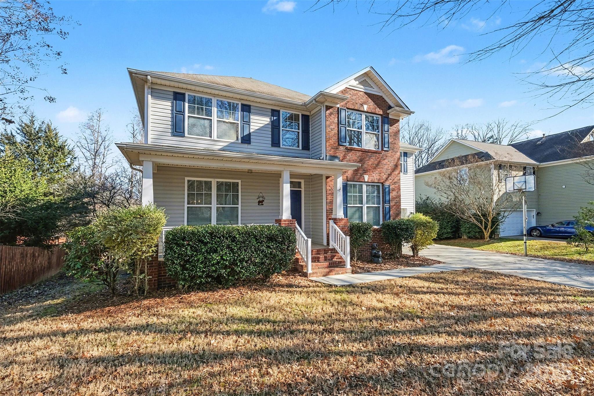 6213 Colonial Garden Drive