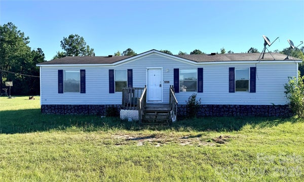 1729 TAPPER DR, DARLINGTON, SC 29532 - Image 2f60b83c5ad3554f46dba9147d6cedad/1553522896