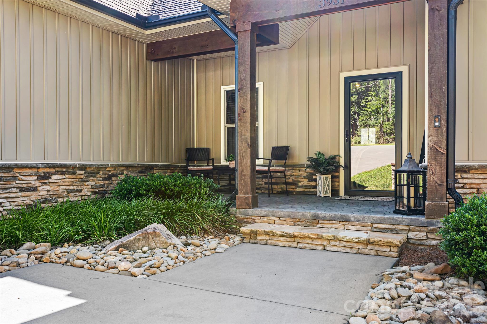 3931 Reid Circle