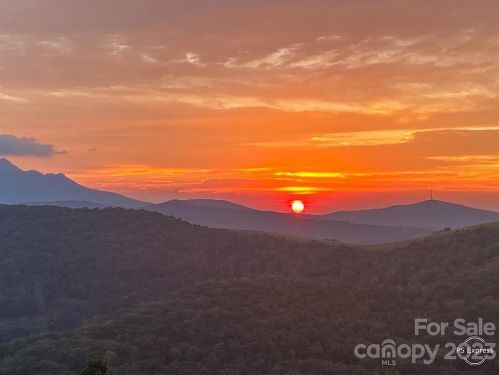 Apple Tree Ridge - Residential