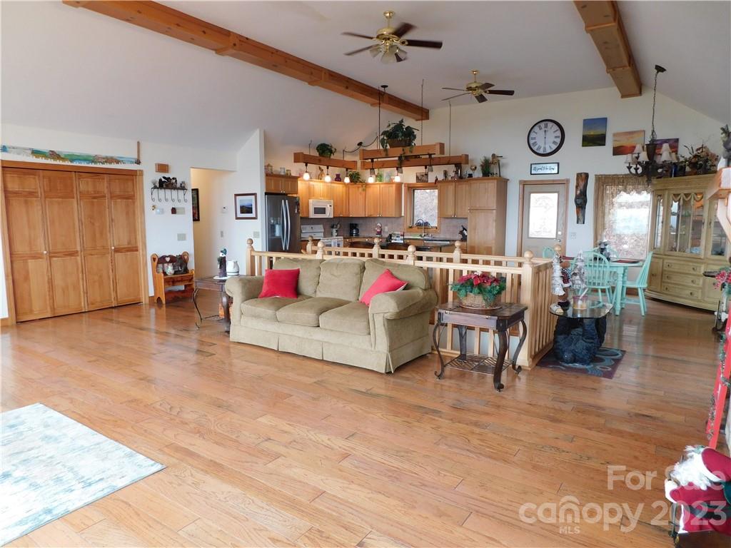 Apple Tree Ridge - Residential