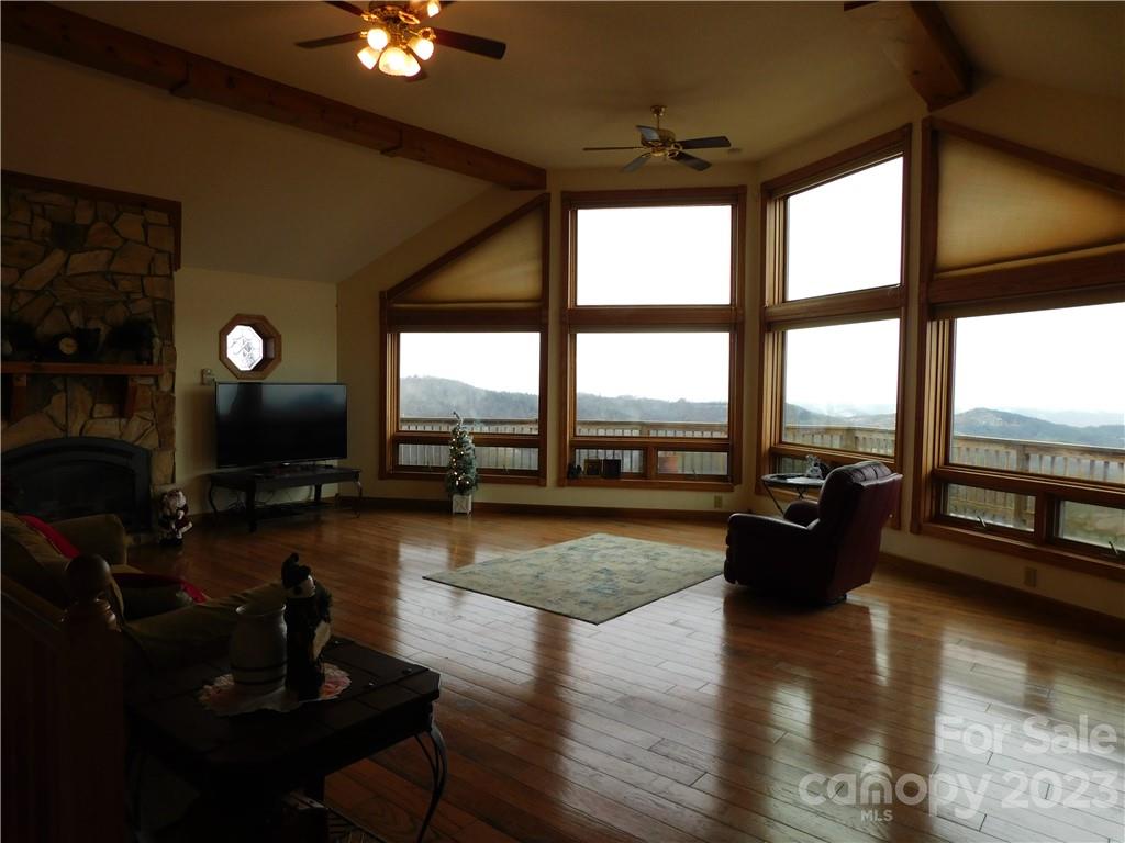 Apple Tree Ridge - Residential