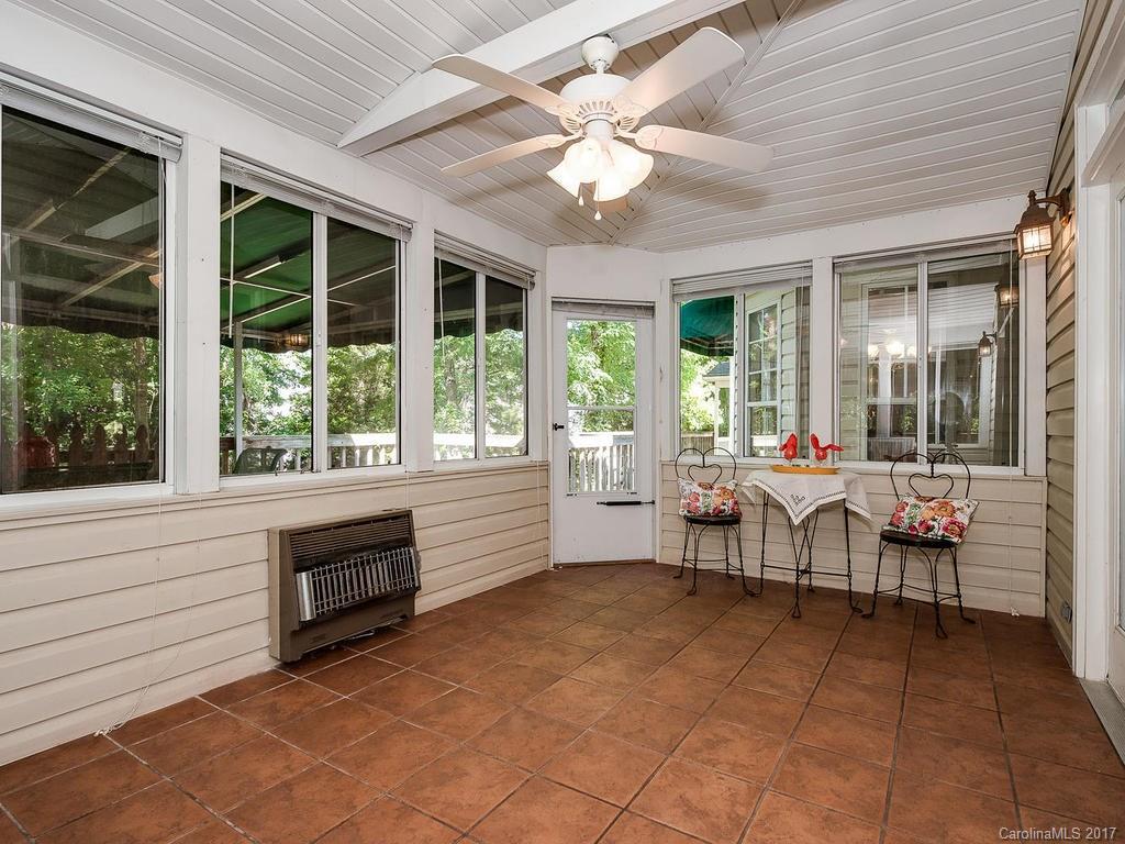 Hampton Oaks - Residential