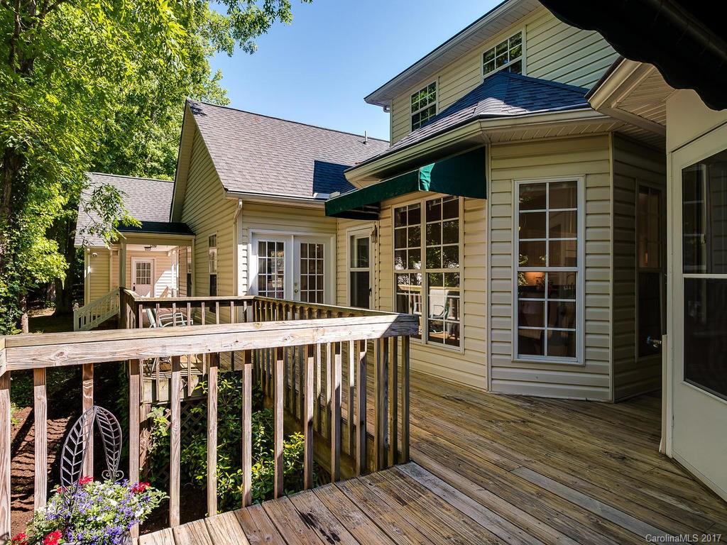 Hampton Oaks - Residential