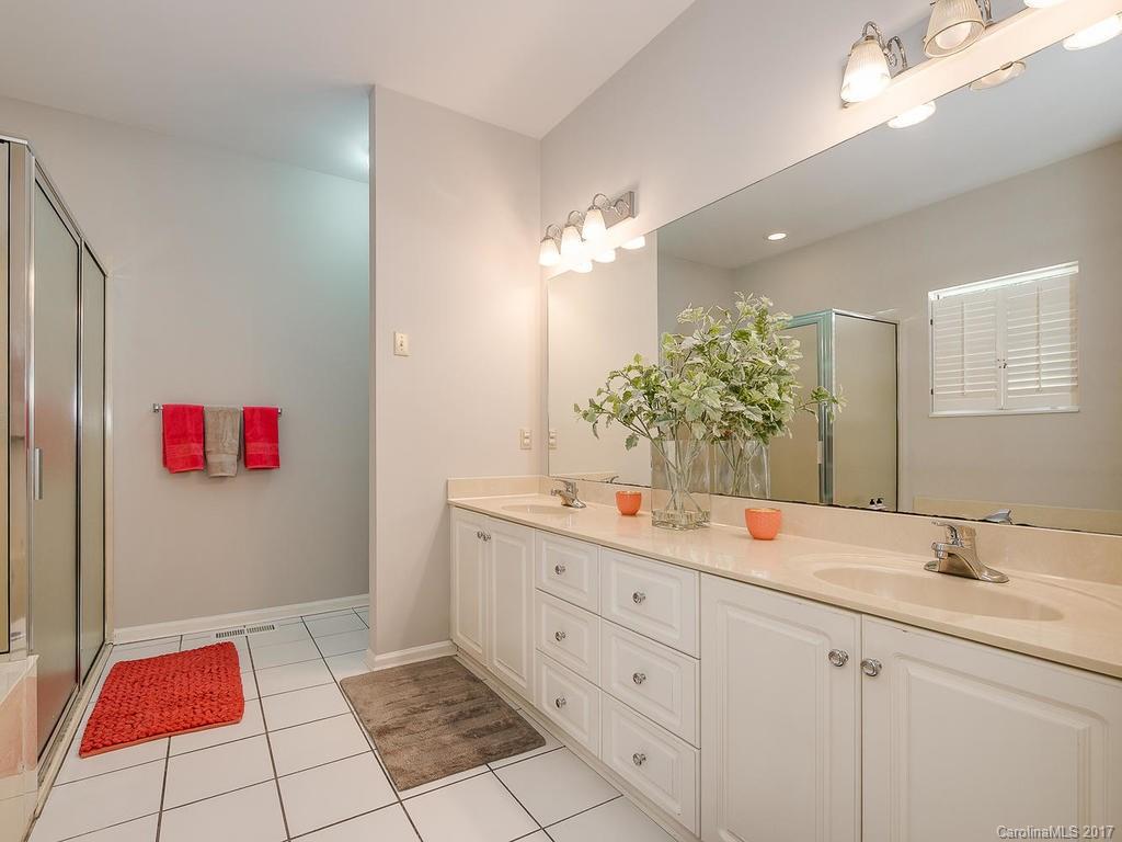 Hampton Oaks - Residential