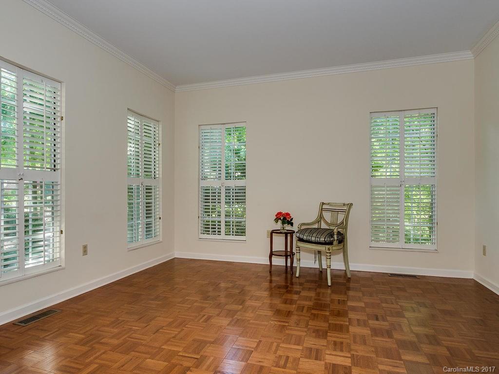 Hampton Oaks - Residential