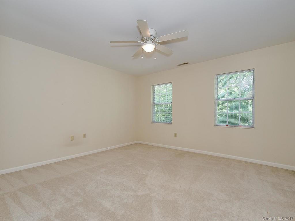 Hampton Oaks - Residential