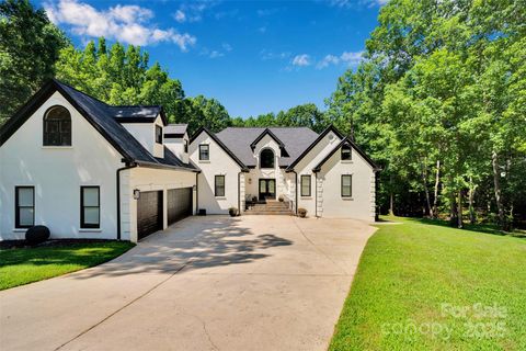 14901 Majestic Oak Drive Charlotte NC 28278
