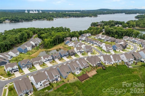 Photo of 18019 Wilbanks Drive, Charlotte, NC 28278 (MLS # 4388838)