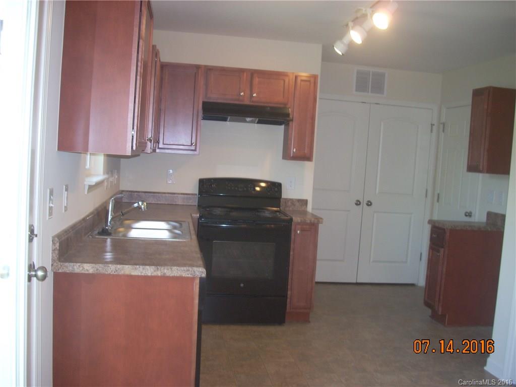 Gunnars Ridge - Residential Lease