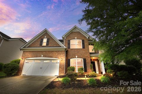 Photo of 9013 Gailes Drive, Charlotte, NC 28278 (MLS # 4371796)