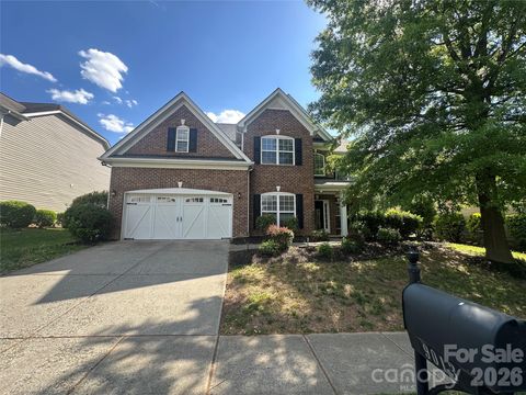 Photo of 9013 Gailes Drive, Charlotte, NC 28278 (MLS # 4371796)