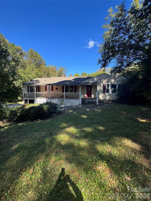 1934 Linwood Road Gastonia NC 28052