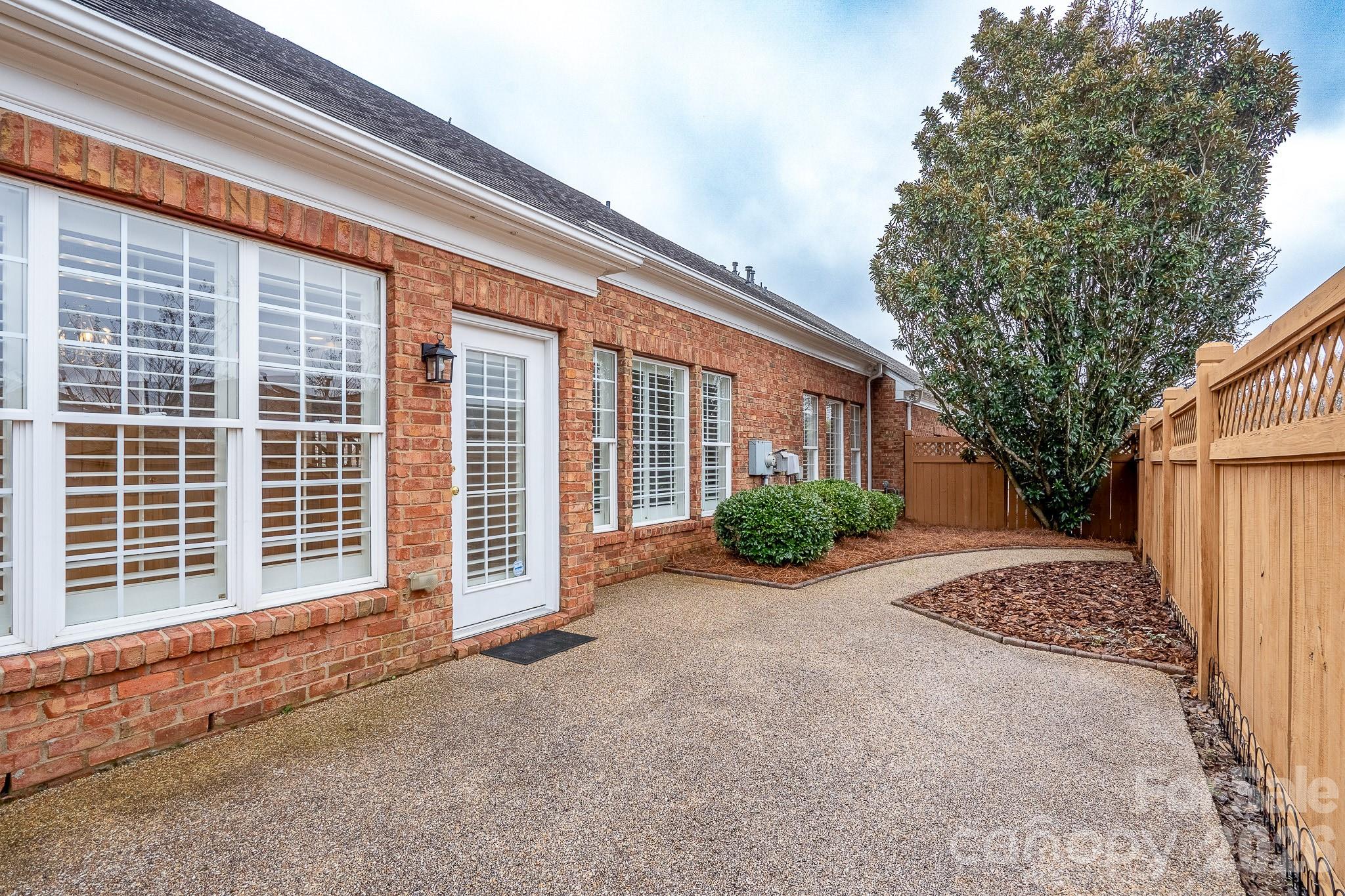 Ivy Ridge At Ballantyne - Residential