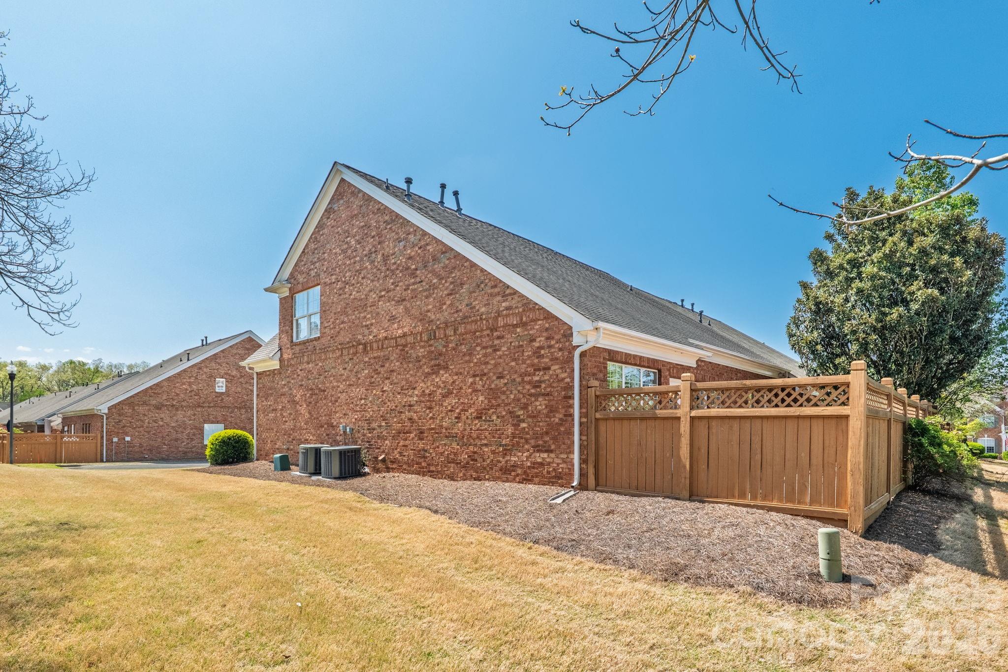 Ivy Ridge At Ballantyne - Residential