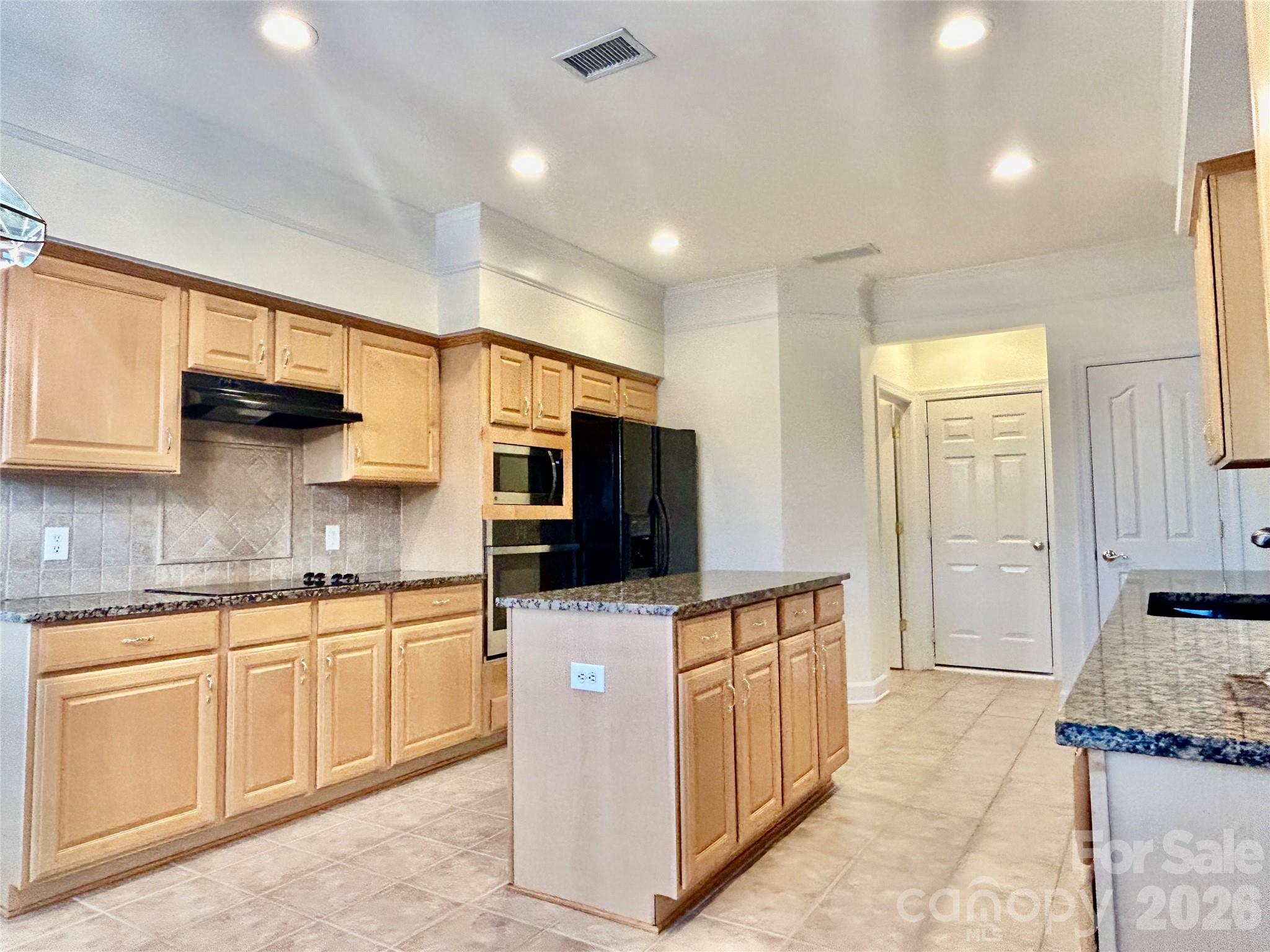 Ivy Ridge At Ballantyne - Residential