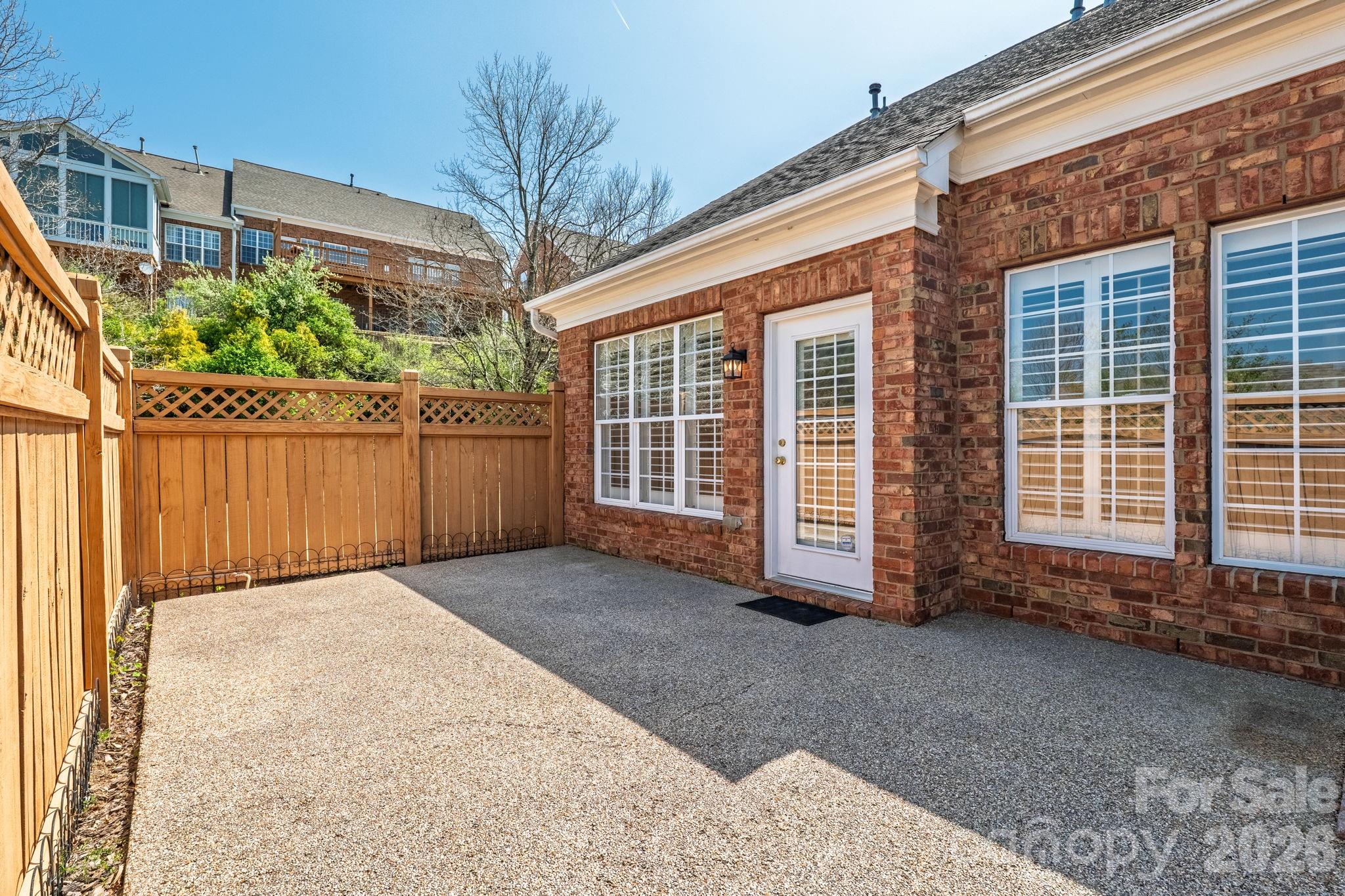 Ivy Ridge At Ballantyne - Residential