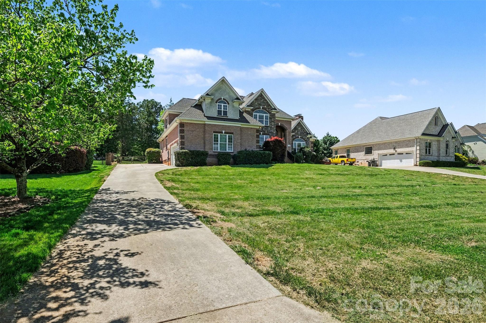 Davidson Downs - Residential