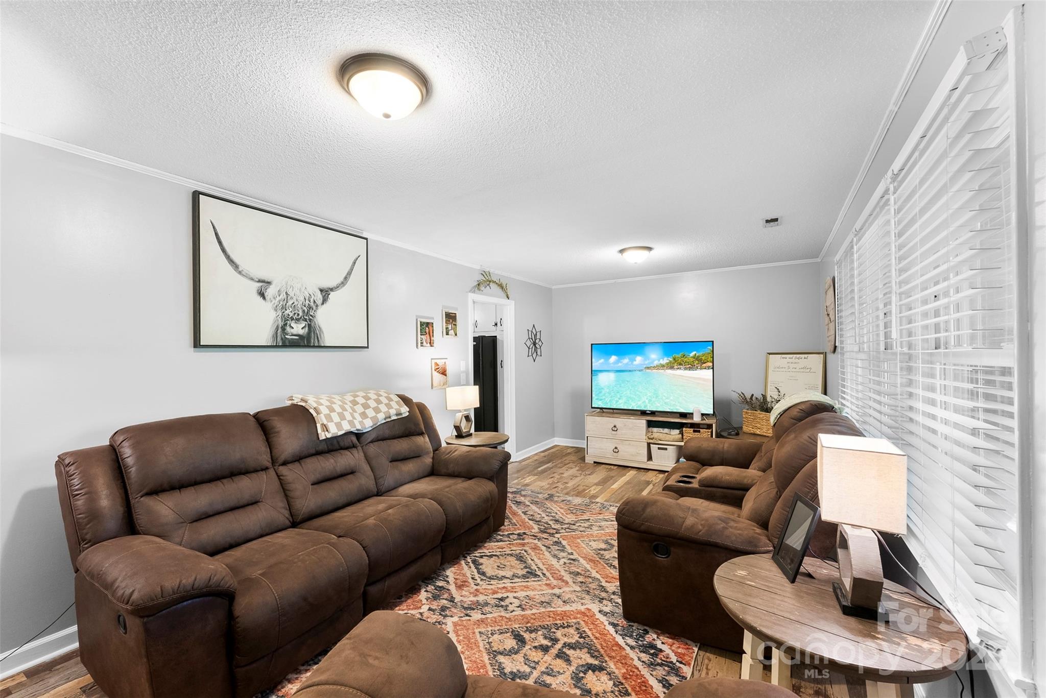 301 Oak Avenue