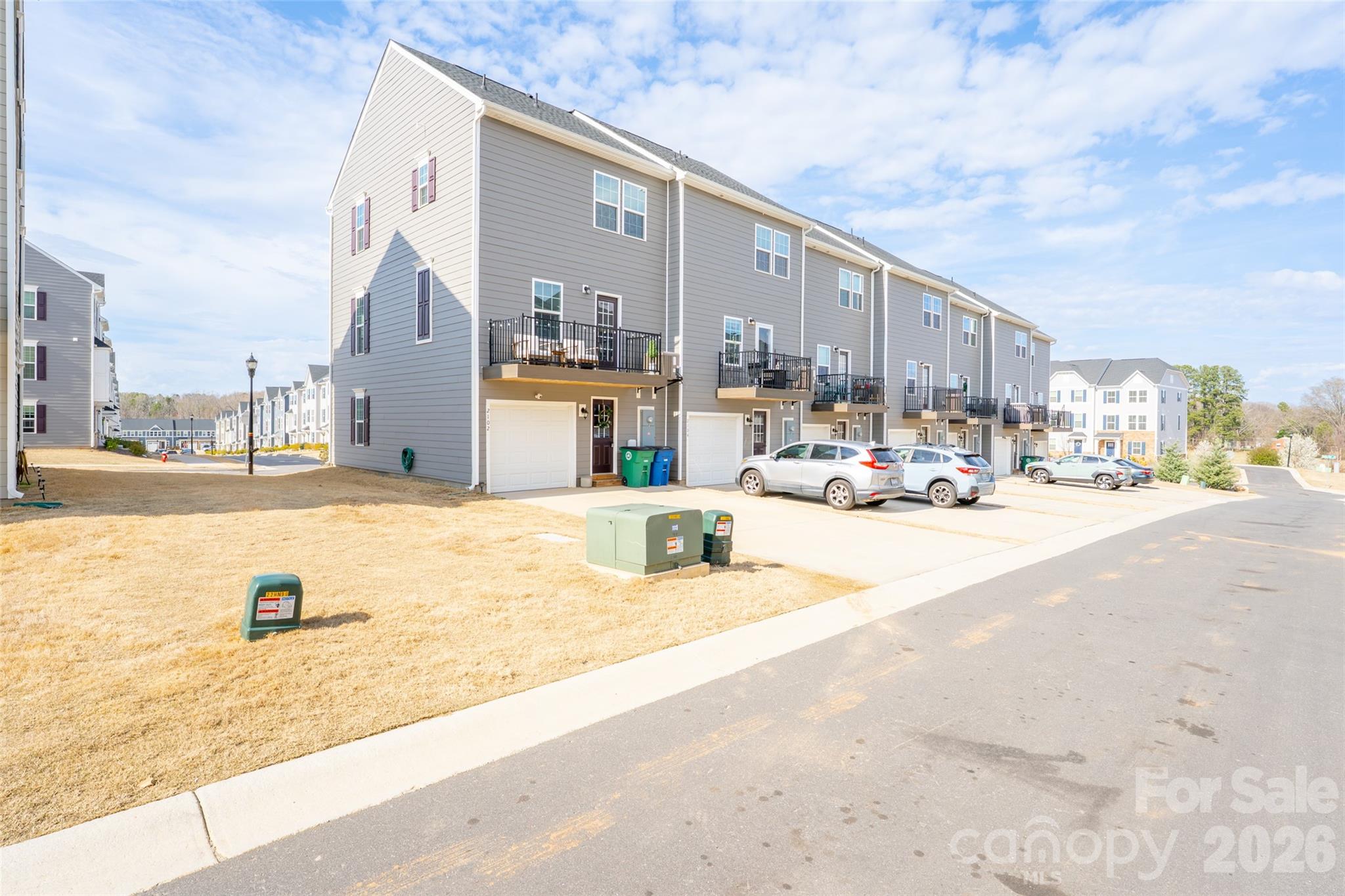 Stone Creek Townhomes - Residential