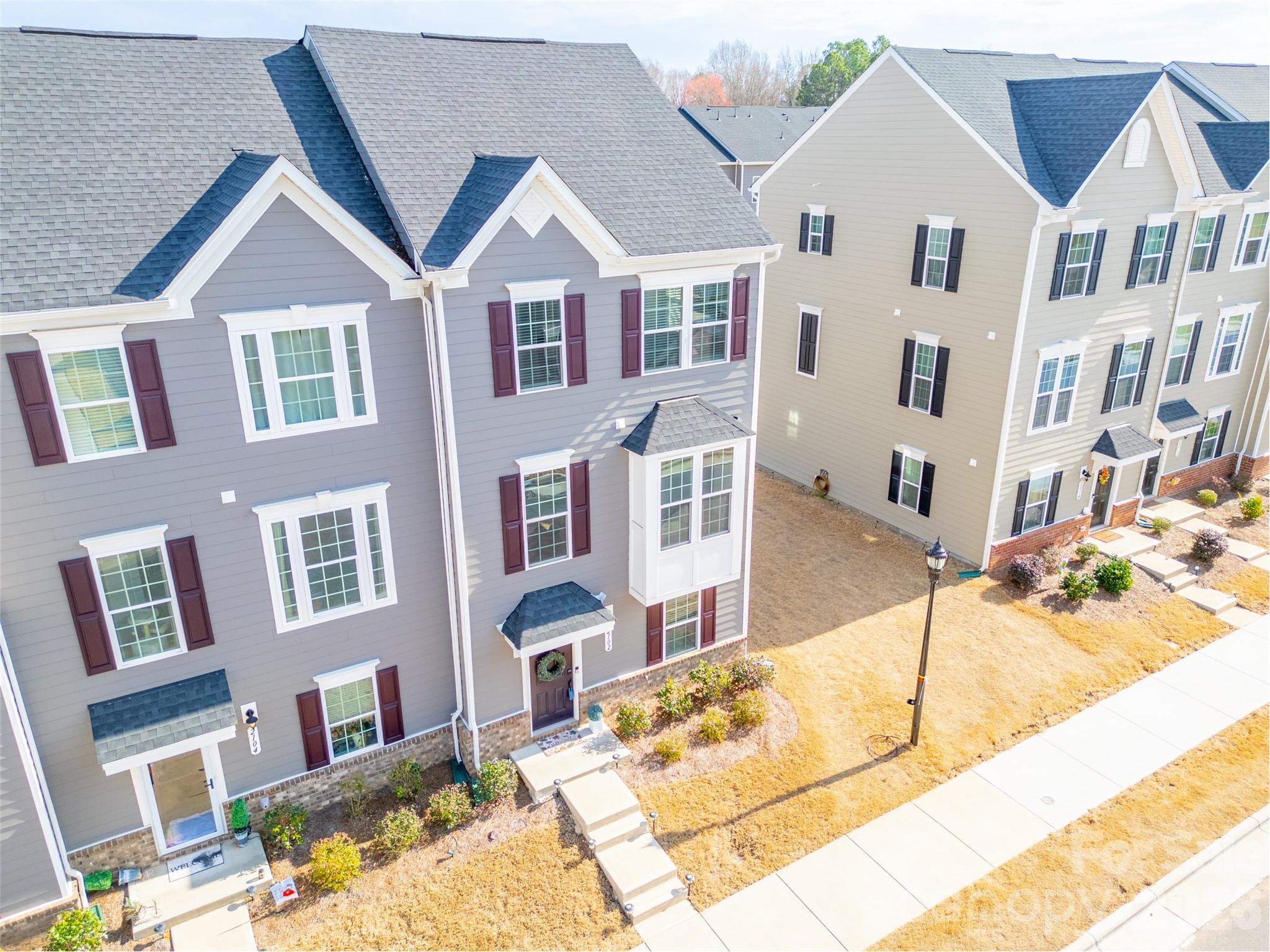 Stone Creek Townhomes - Residential