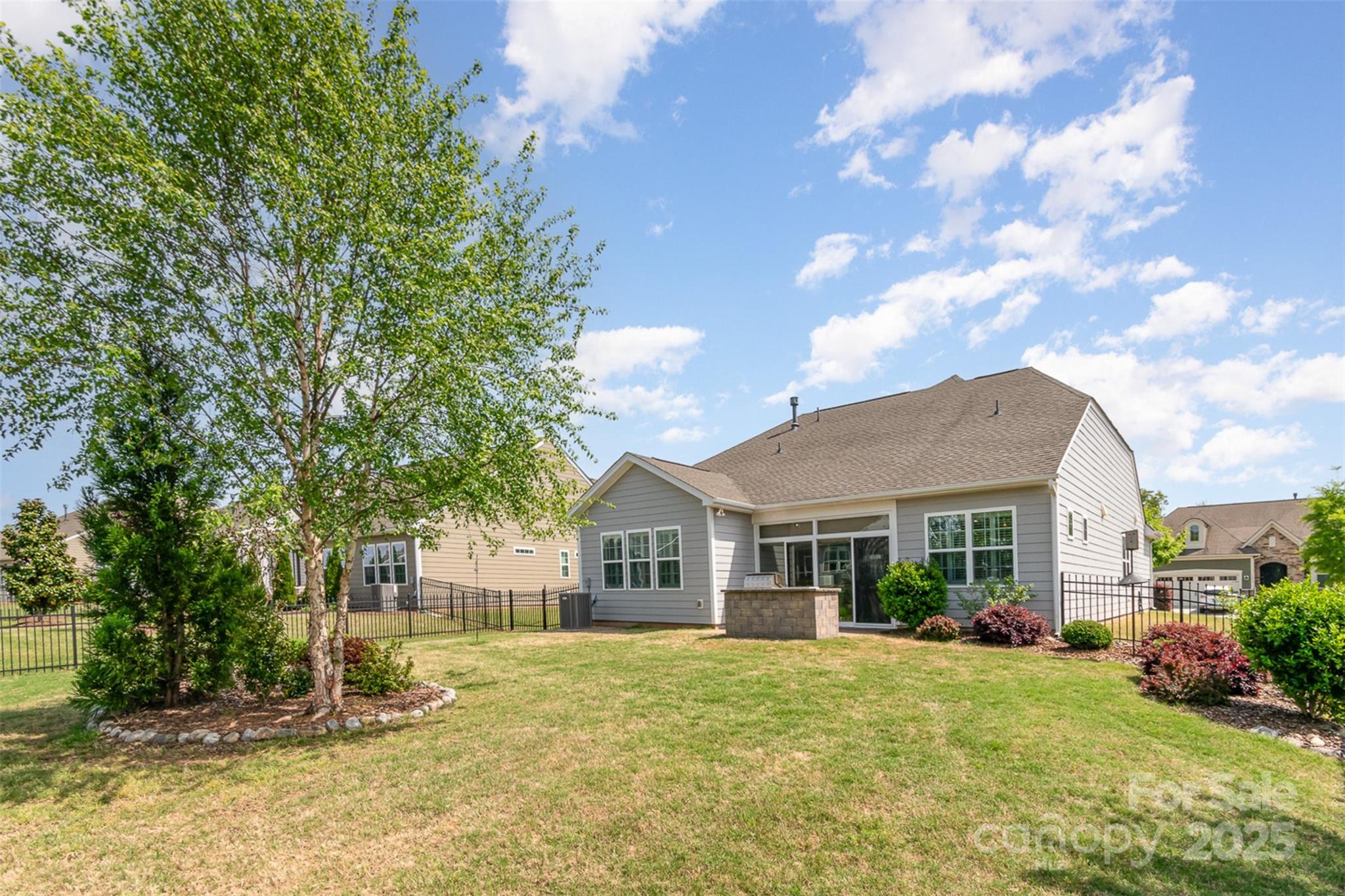 Tree Tops - Residential