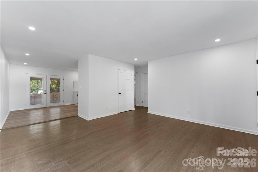 Park Plaza - Residential