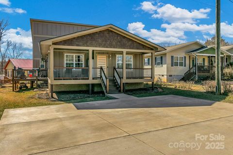 215 E Oakview Road Asheville NC 28806